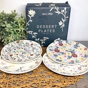 Alltrue x French Toast Set of 4 Dessert Plates